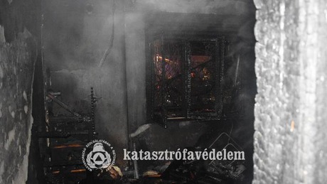 Tűz ütött ki egy Balatonboglári házban