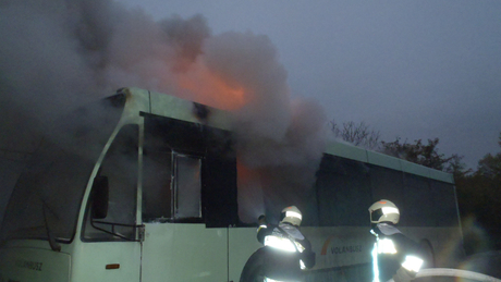 Kiégett egy busz Somogyegresen