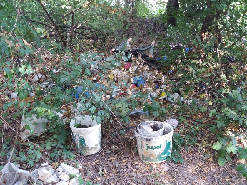 ILlegális hulladéklerakók a somogyi erdőkben (fotók: SEFAG Zrt.)