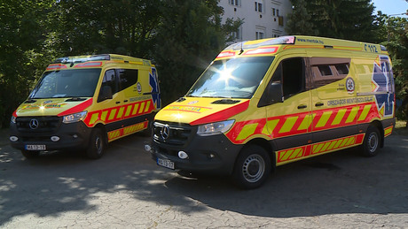 Új mentőautók érkeztek Kaposvárra