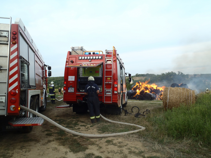 Munkában a tűzoltók a hosszú hétvégén (Fotók: Barcs HTP, Kaposvár HTP, Tab ÖTP, Látrány ÖTE) 