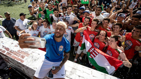 Neymarék ellen meccselhettek a magyar grundfocisok