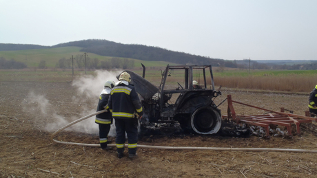 Traktor lángolt Somogyacsán